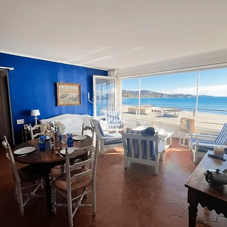 4-room On The With Sea-view شقة غريمو